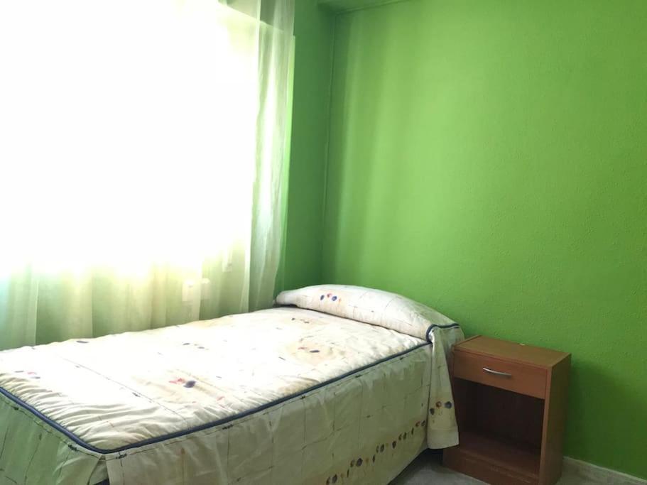 Апартаменты Apartamento Aitana.Esta A 2 Km De La Playa Andando Аликанте Экстерьер фото